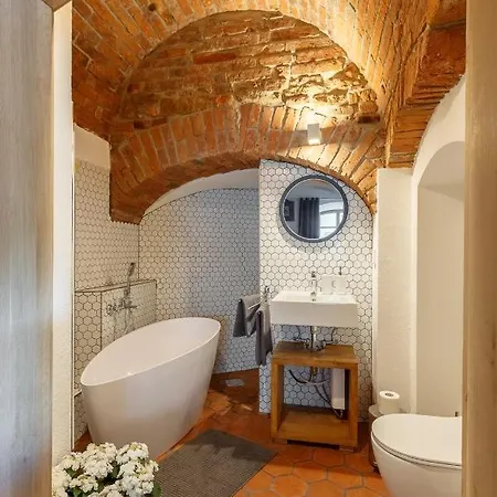 No 126 Apartment *