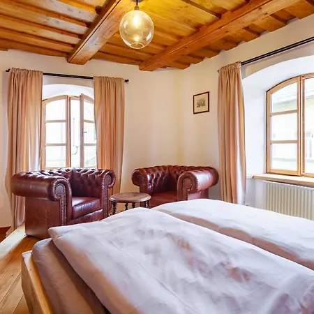 No 126 Apartment Loket