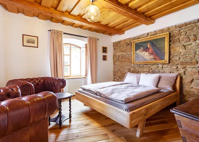 Apartment No 126 Loket